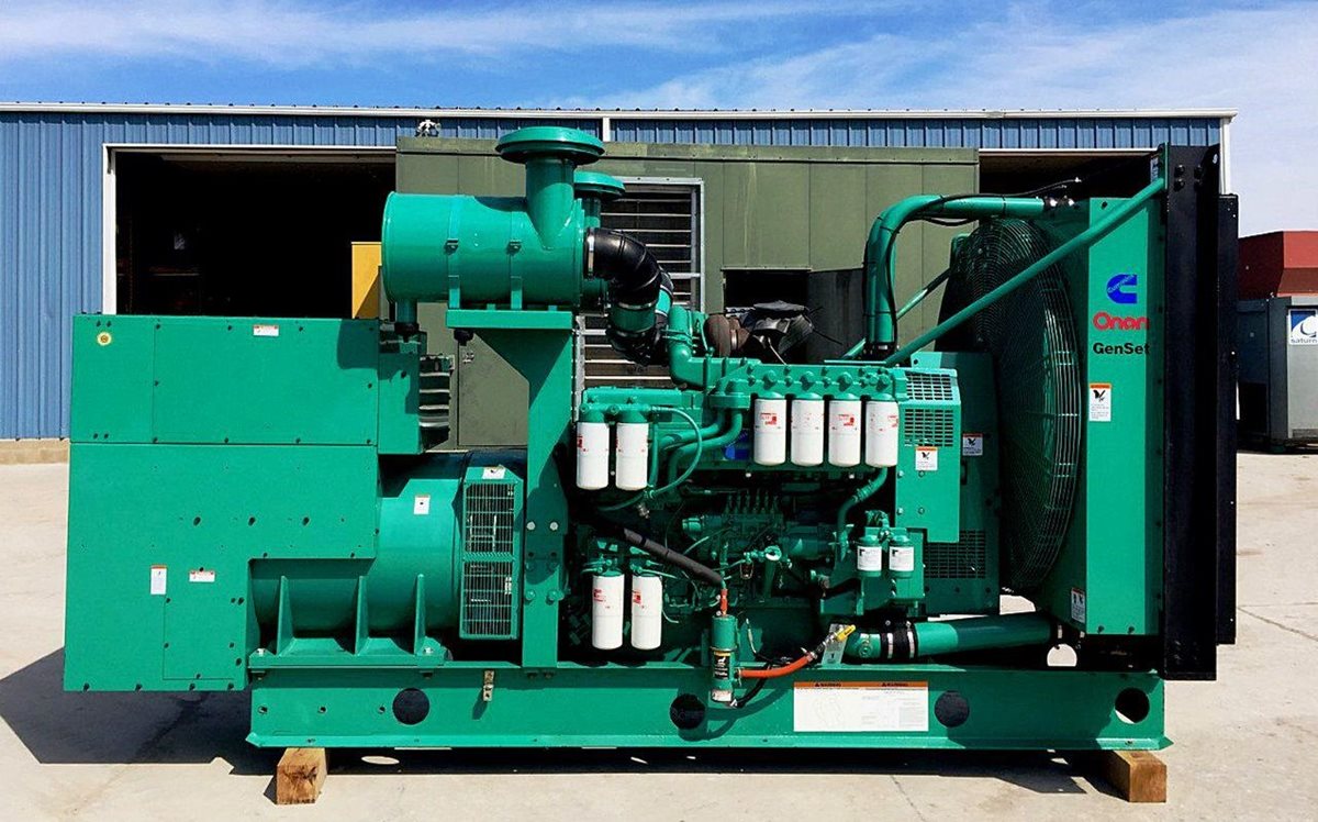 Máy phát điện xoay chiều là gì