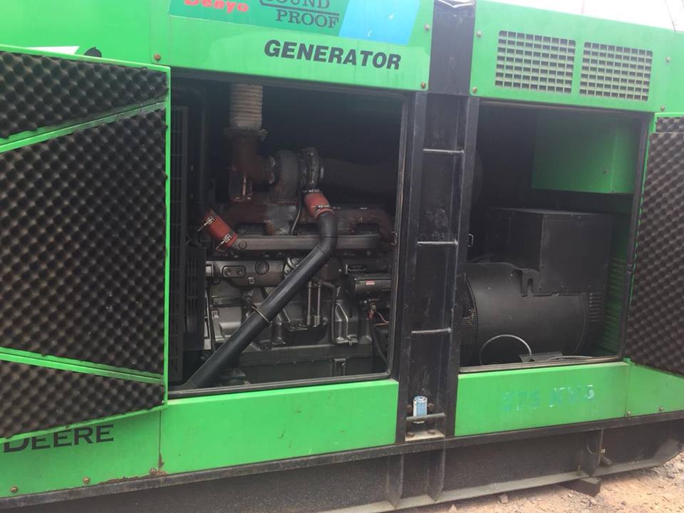 Thanh lý máy phát điện công nghiệp ở bệnh viện